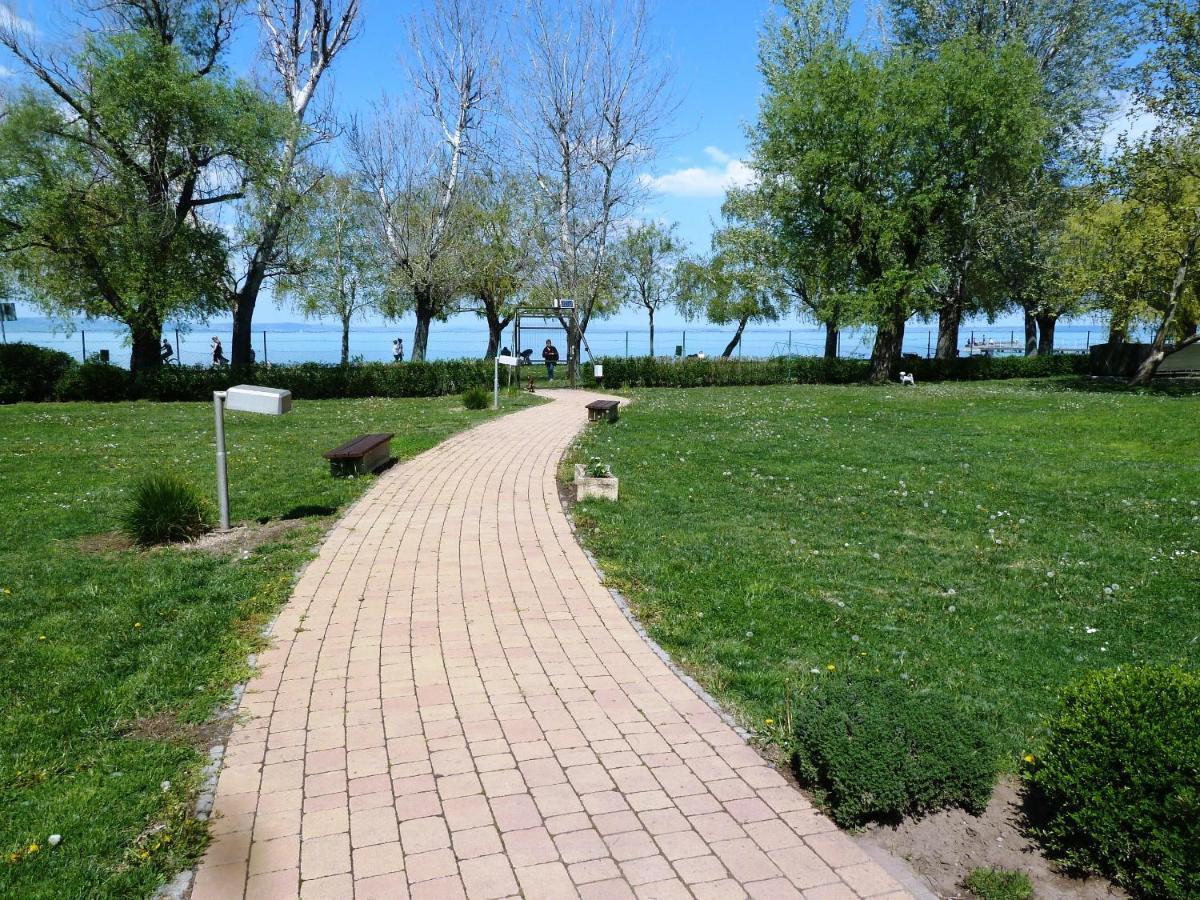 Sunrise Apartman Siófok Buitenkant foto