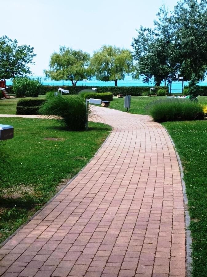 Sunrise Apartman Siófok Buitenkant foto